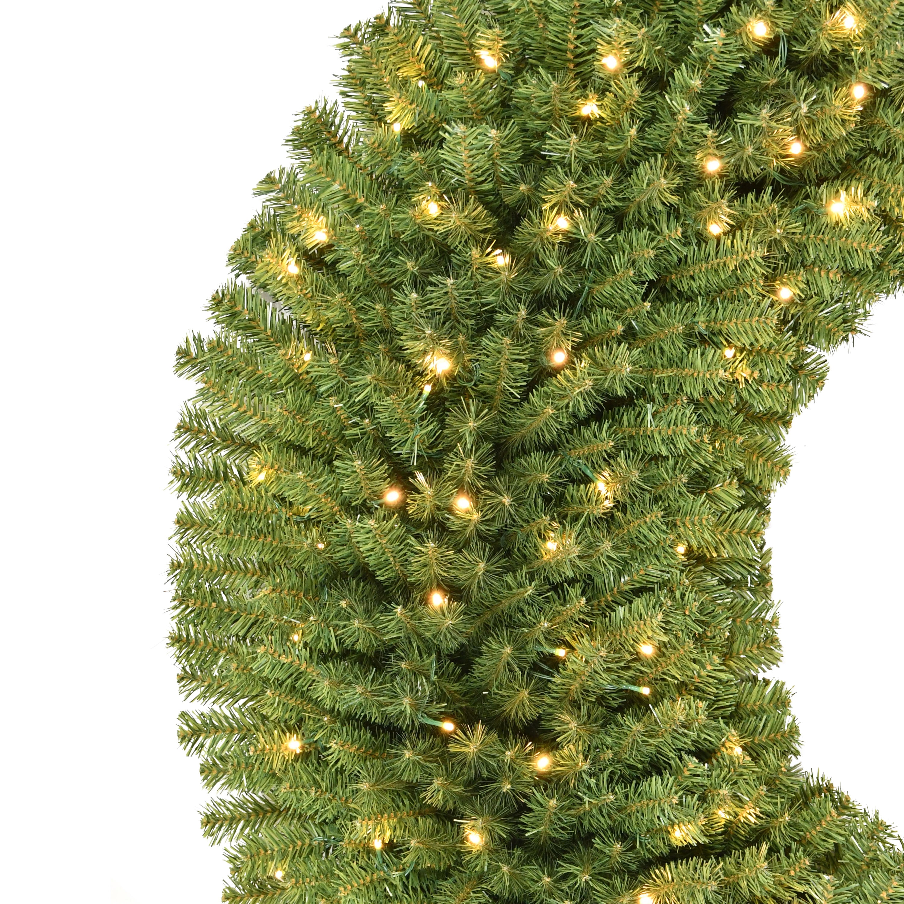 60" Pre-Lit Utah Spruce Wreath